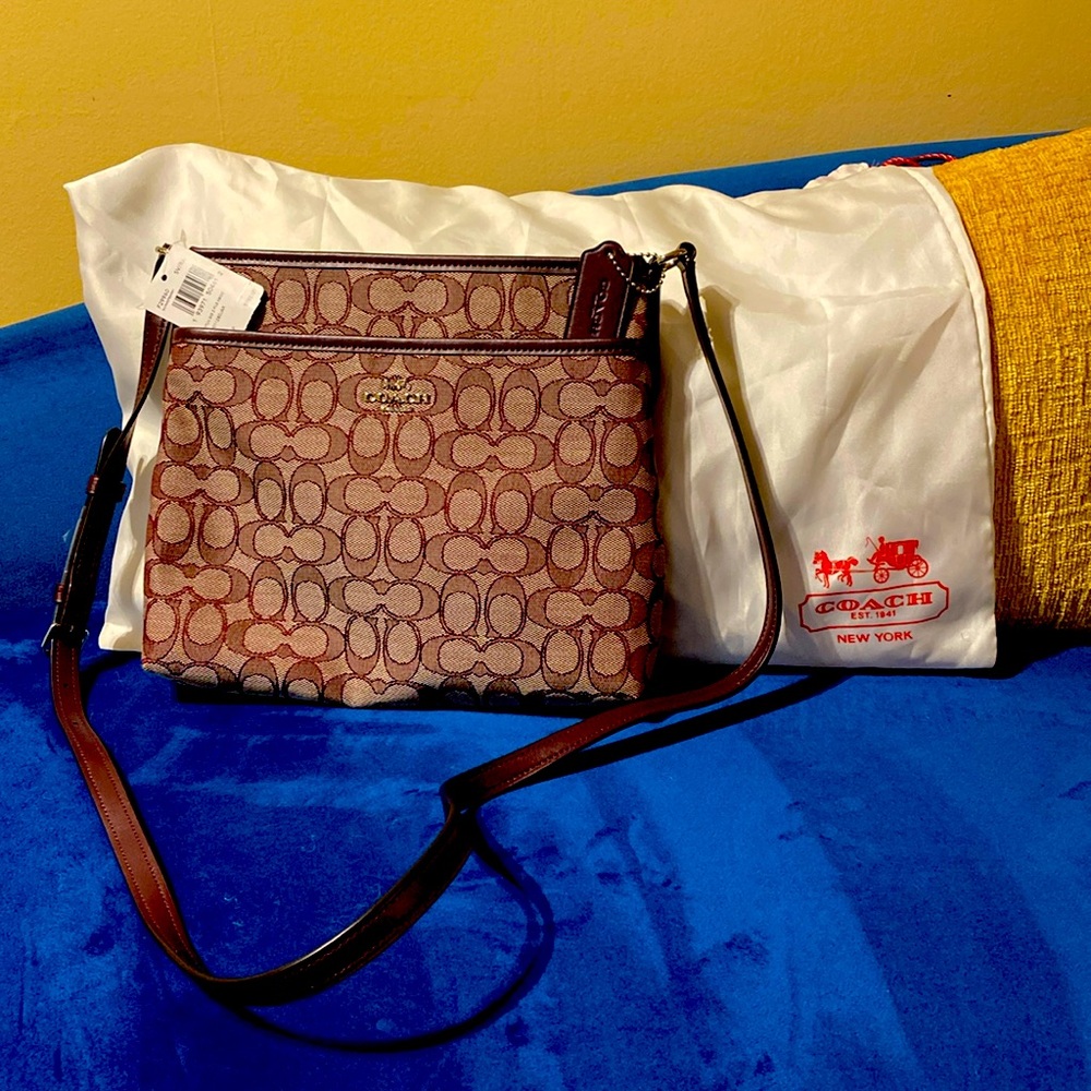 NWT Coach Raspberry Crossbody Handbag